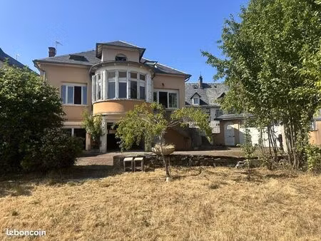 maison 146 m² neuvéglise-sur-truyère