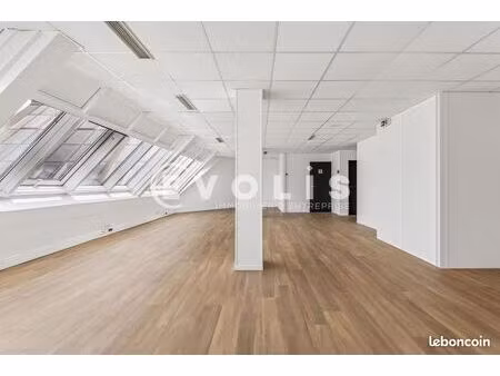 bureau 181 m²