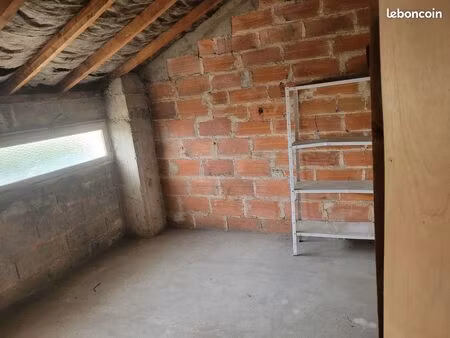grenier et cave  uniquement stockage