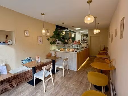 pâtisserie / coffee shop