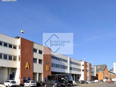 local d'activité 7 950 m²