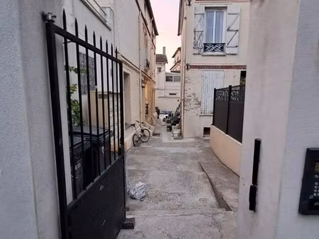 studio pied-à-terre paris
