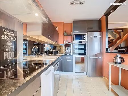 duplex 7 pièces 130 m²