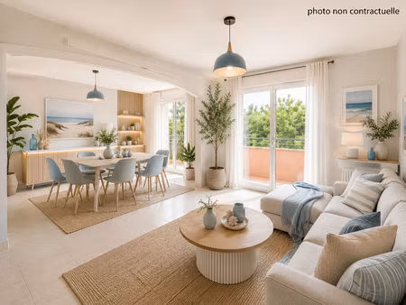 royan plage appartement 3 pièces  77 m²  devant la plage  balcon