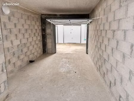 box fermé 19 60 m² – choisy-le-roi – investisseur