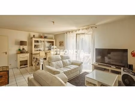 saint-savin rare maison avec jardin et garage
