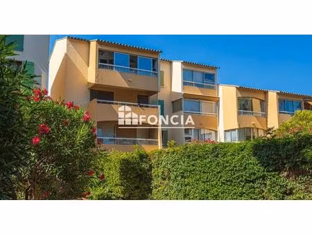 sanary les prats - t2 avec parking et balcon
