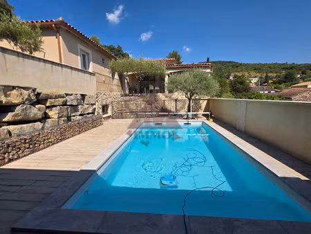 maison en parfait état idéalement située