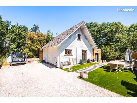 chalet 5 pièces 148 m²