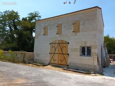 maison en pierre 110m2 centre village