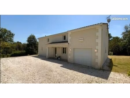 vend maison 4 chambres avec piscine
