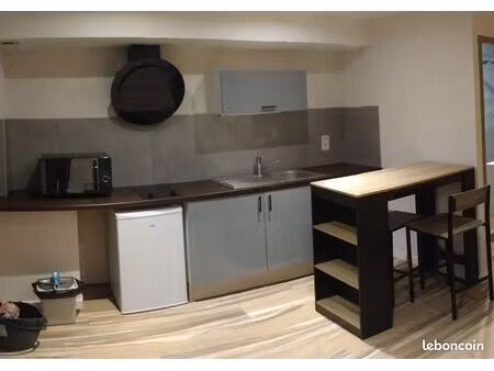 spéciale frontalier : studio meublé de 27 m²  refait à neuf en 2023 et idéalement situé