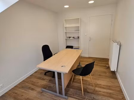 bureau professionnel meublé de 15 m² à louer – serre-les-sapins