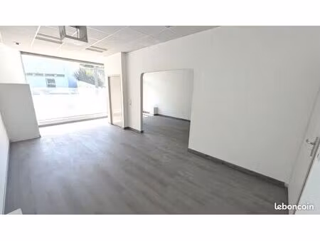 a vendre. local commercial rénové à besançon