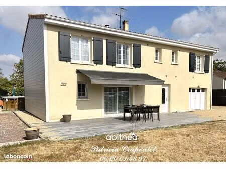 maison 7 pièces 140 m²