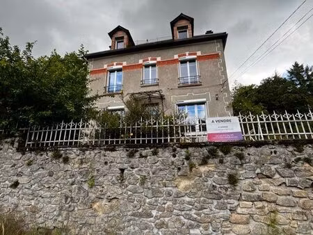 grande maison familiale bourgeoise