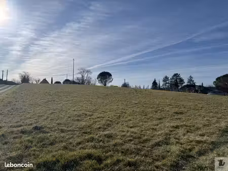 terrain 2495 m² cunèges