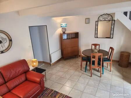 a louer maison 2 pièces 40m² vars 16330 avec cour