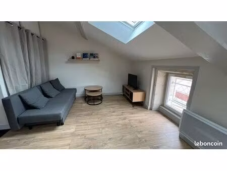 à louer – t2 meublé – centre-ville angoulême (36 m²)