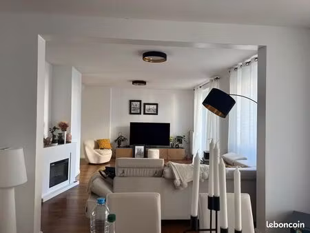 appartement 110 m' à 300 m de la place wilson