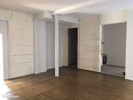 appartement t3 de 85 m2 - immeuble de standing hyper centre