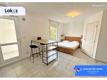 studio 1 pièce 22 m²