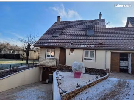 maison accolée