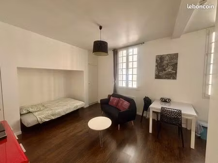 studio meublé 24m2