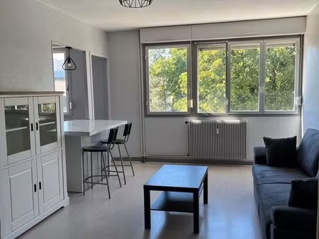 t1 bis meublé centre ville 36m2 + parking