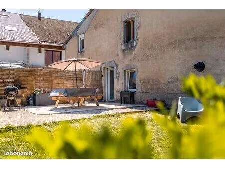 maison 7 pièces 137 m²