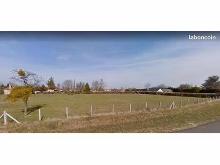 terrain 1 850 m² le chesne