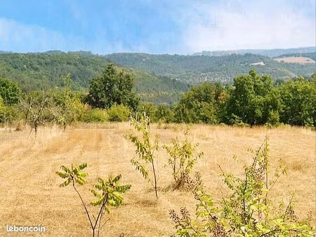 terrain 1 400 m² saint cybranet