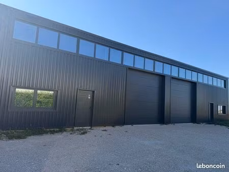 hangar entrepôt neuf 290 m²