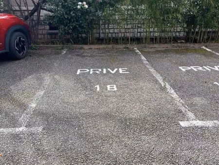 vends place de parking privée