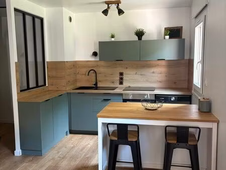 appartement t2 refait à neuf – 42 m² – besançon velotte – 730 hc