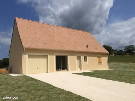 maison 4 pièces 80 m²