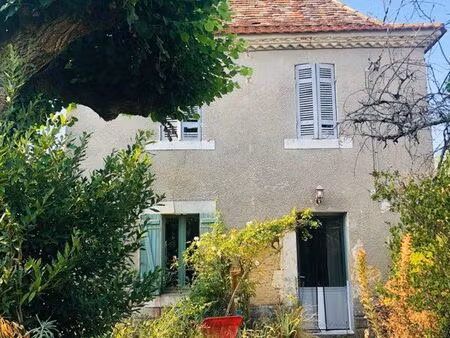 maison avec petit jardin