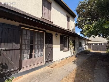 maison 4 pièces 109 m²