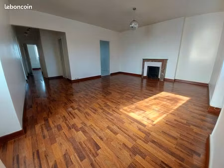 t3 61m² lumineux sans vis-à-vis  grand séjour  pour 2 étudiants  saint-martin brest  dispo