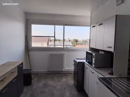 appartement meublé 2350 tcc