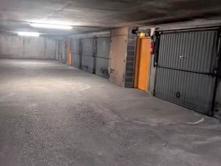box parking fermé sécurisé - general leclerc