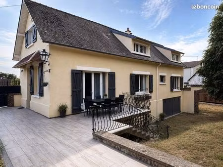 maison 4 chambres à cherisy
