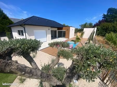villa piscine impasse plage à pied