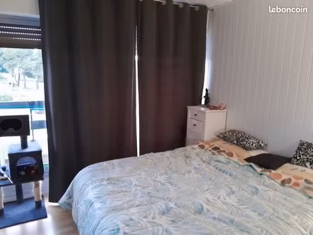 vend appartement. traversant. port camargue.plage nord