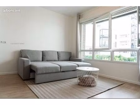 studio meublé refait a neuf