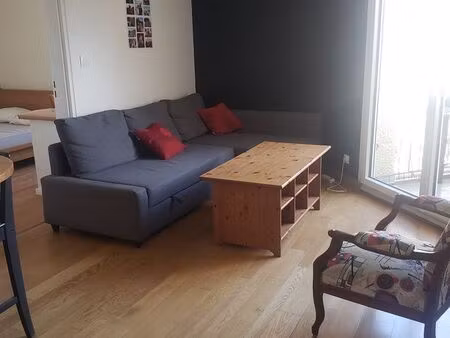 agréable t2  balcon et parking – proche métro saint-agne