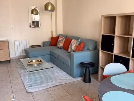 chartres - appartement 2 pièces meublé avec parking