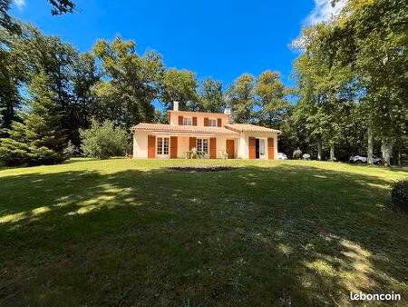 maison 5 pièces 130 m²