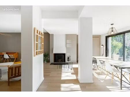 maison 6 pièces 160 m²