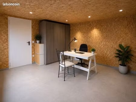 loue bureau avec entrepôt de stockage